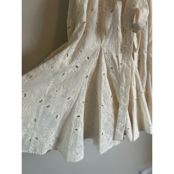 Ivy City Co Cream Floral Eyelet Wrap Dress Size Small - Picture 8 of 10
